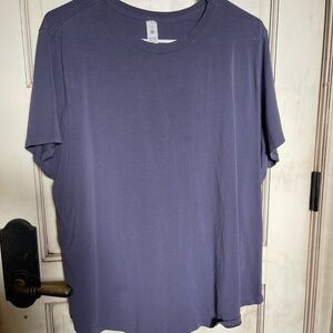 Lululemon Love Curve-Hemmed Crewneck T-shirt 16 Nightfall